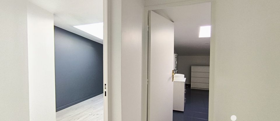 Duplex 3 rooms of 70 m² in Pontault-Combault (77340)