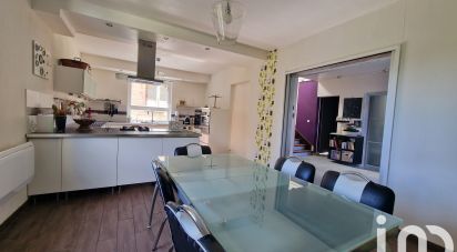 Maison traditionnelle 6 pièces de 168 m² à Gourin (56110)
