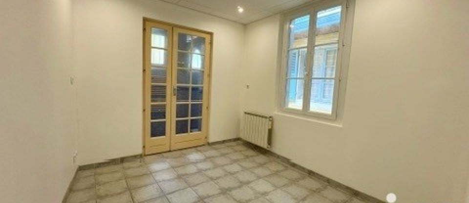 Apartment 2 rooms of 31 m² in Pau (64000)