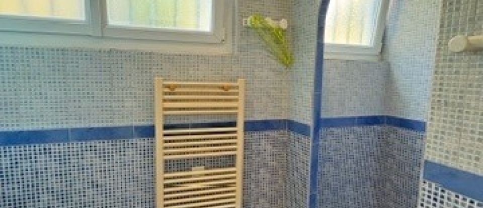 Apartment 2 rooms of 31 m² in Pau (64000)