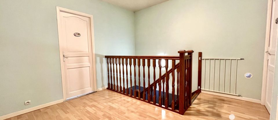 Traditional house 5 rooms of 123 m² in Heiltz-le-Maurupt (51340)