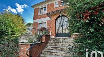 Maison traditionnelle 9 pièces de 190 m² à Châtenay-Malabry (92290)