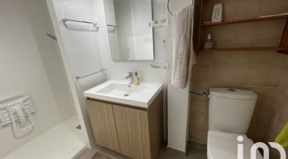 Maison traditionnelle 9 pièces de 238 m² à Sigean (11130)