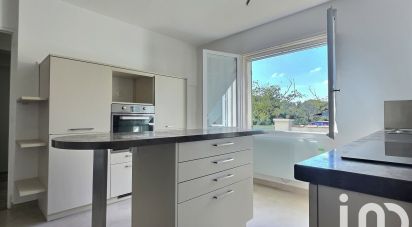 Maison traditionnelle 4 pièces de 127 m² à Saint-Martin-de-Crau (13310)