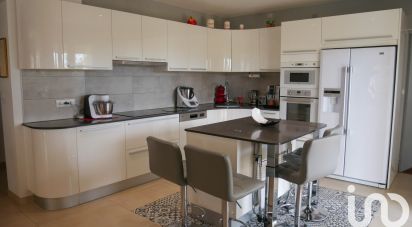 Maison 7 pièces de 229 m² à Paulhan (34230)