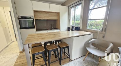 Apartment 3 rooms of 65 m² in Nice (06100)