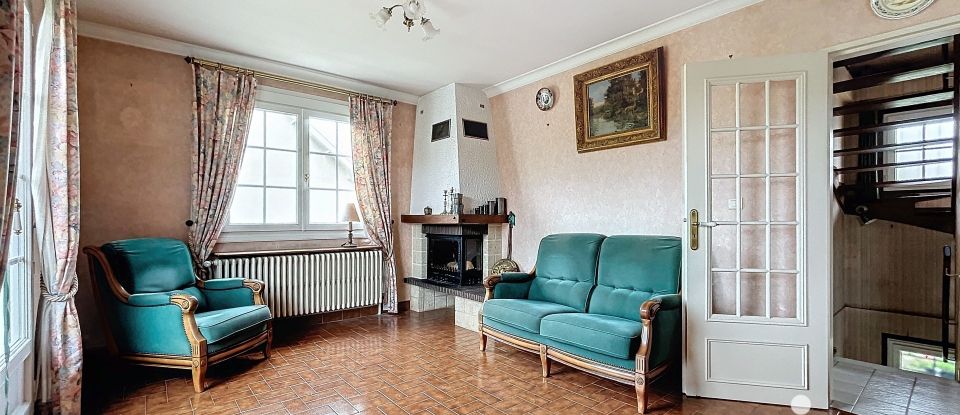 Traditional house 7 rooms of 102 m² in Saint-Memmie (51470)