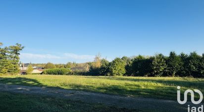 Land of 700 m² in Hermeray (78125)