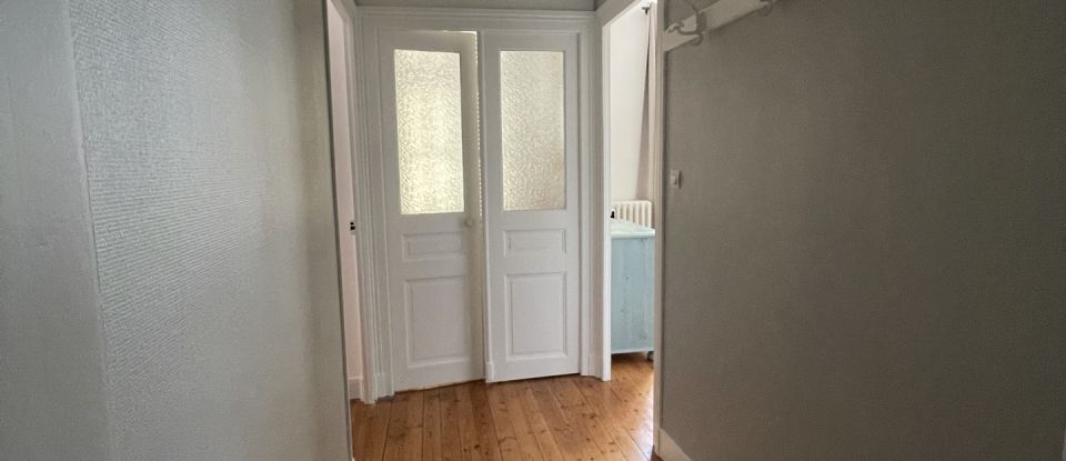 House 8 rooms of 234 m² in Semblançay (37360)