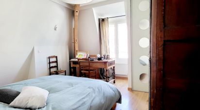 Apartment 4 rooms of 90 m² in Chambéry (73000)