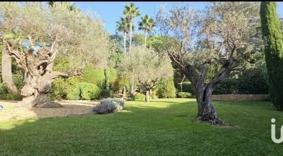 Traditional house 5 rooms of 162 m² in Roquebrune-sur-Argens (83380)