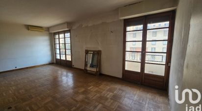 Apartment 3 rooms of 77 m² in Marseille (13006)