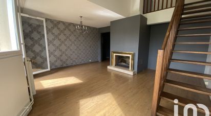 Duplex 4 rooms of 83 m² in Évry (91000)
