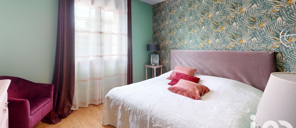 Pavilion 4 rooms of 82 m² in Clermont-Ferrand (63000)