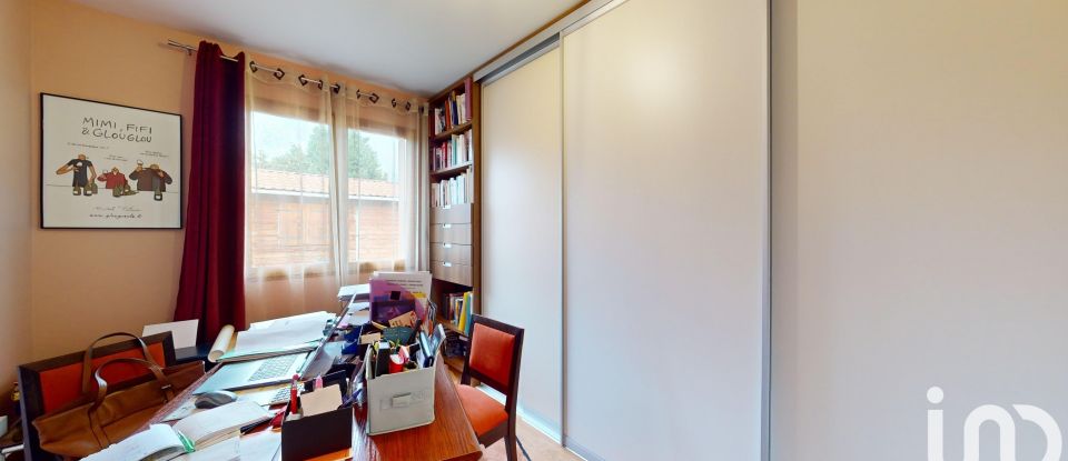 Pavilion 4 rooms of 82 m² in Clermont-Ferrand (63000)