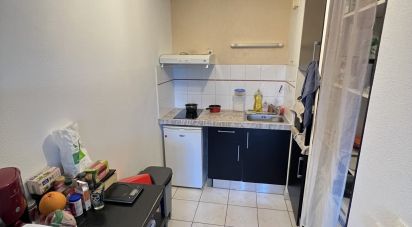 Apartment 2 rooms of 45 m² in Pau (64000)