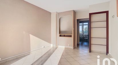 Apartment 3 rooms of 54 m² in Saint-Martin-d'Hères (38400)
