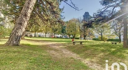 Apartment 3 rooms of 54 m² in Saint-Martin-d'Hères (38400)