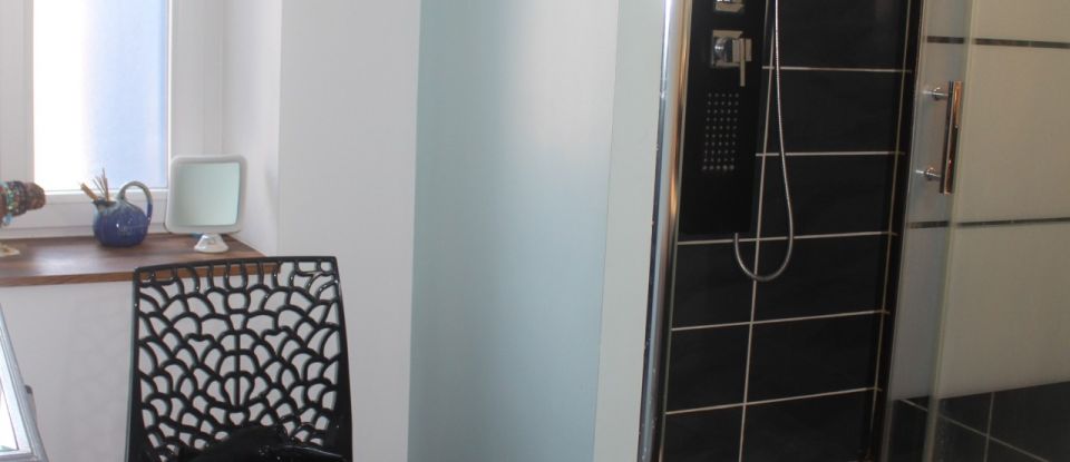 Mansion 6 rooms of 256 m² in Conilhac-Corbières (11200)