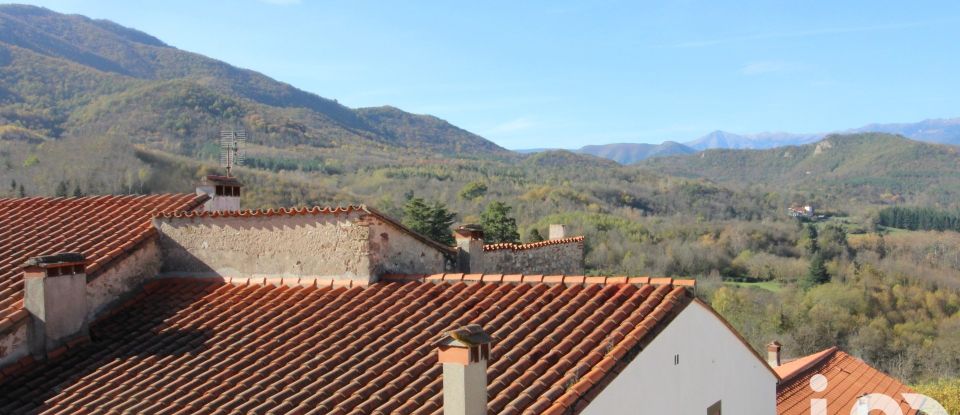 Apartment 5 rooms of 107 m² in Saint-Laurent-de-Cerdans (66260)