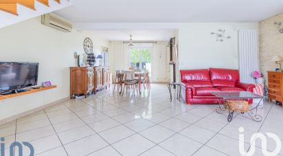 Traditional house 6 rooms of 112 m² in Savigny-sur-Orge (91600)
