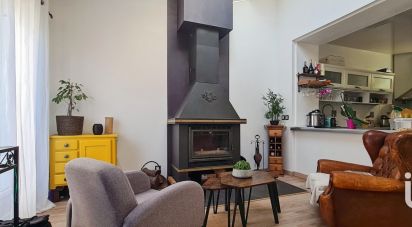 Maison 7 pièces de 213 m² à Maraussan (34370)