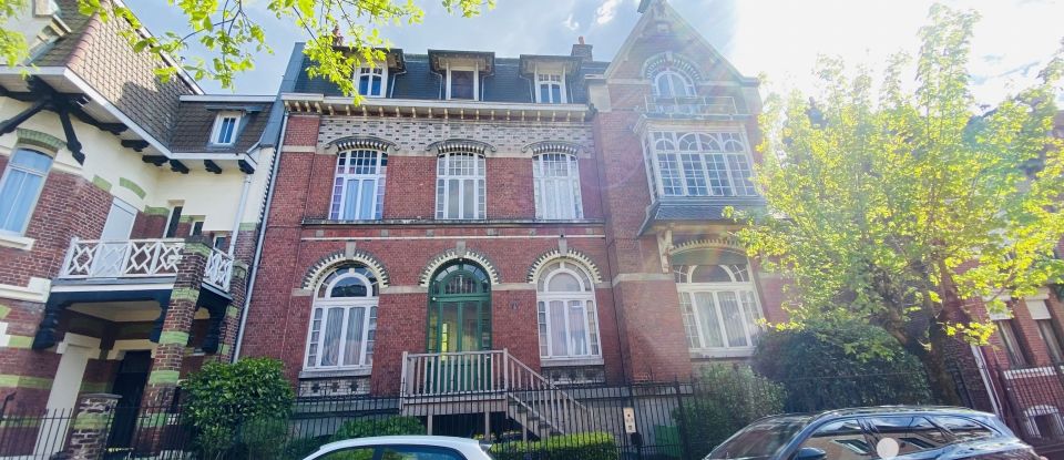 Apartment 4 rooms of 115 m² in Mons-en-Barœul (59370)