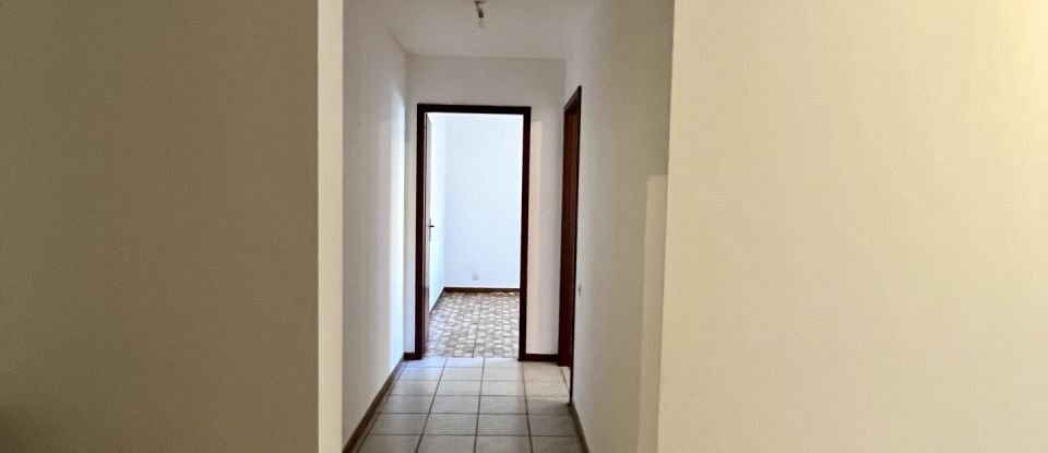 Apartment 3 rooms of 75 m² in Saint-Avold (57500)