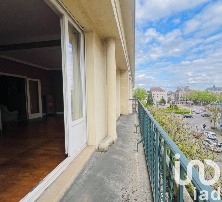 Apartment 5 rooms of 121 m² in Troyes (10000)