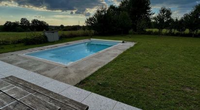 Traditional house 5 rooms of 112 m² in Vérac (33240)