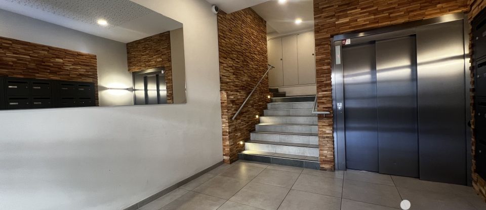 Studio 1 pièce de 28 m² à Nice (06100)