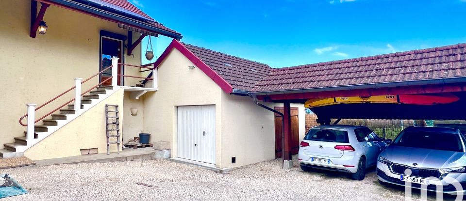 Country home 5 rooms of 130 m² in Bassy (74910)