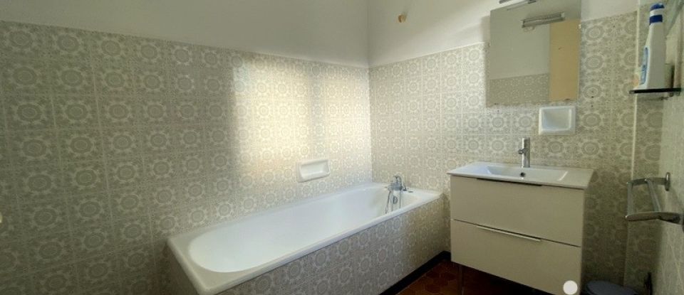 Maison 4 pièces de 149 m² à Nyons (26110)