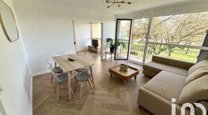 Apartment 4 rooms of 75 m² in Vélizy-Villacoublay (78140)