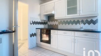 Apartment 3 rooms of 64 m² in Saint-Martin-d'Hères (38400)