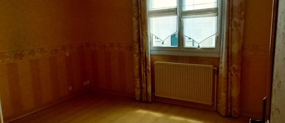 House 4 rooms of 97 m² in Les Epesses (85590)