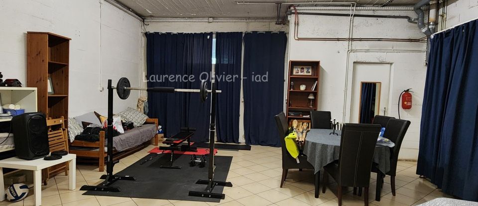 Maison 8 pièces de 183 m² à Saint-Maur-des-Fossés (94210)