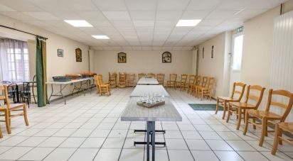 Bar of 295 m² in Pruillé-le-Chétif (72700)