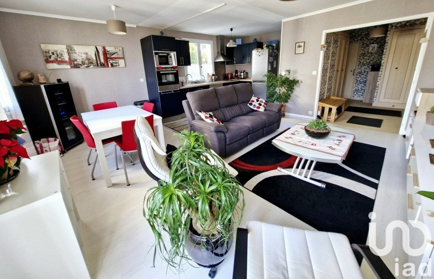 Appartement 3 pièces de 69 m² à Le Coudray (28630)