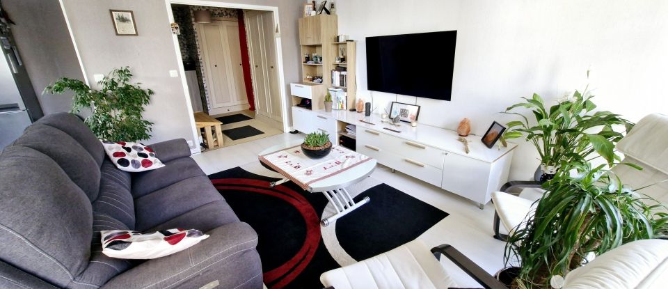Appartement 3 pièces de 69 m² à Le Coudray (28630)
