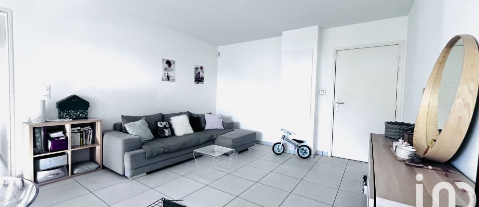 Apartment 3 rooms of 66 m² in Puget-sur-Argens (83480)