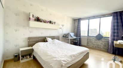 Apartment 3 rooms of 54 m² in Saint-Denis (93200)