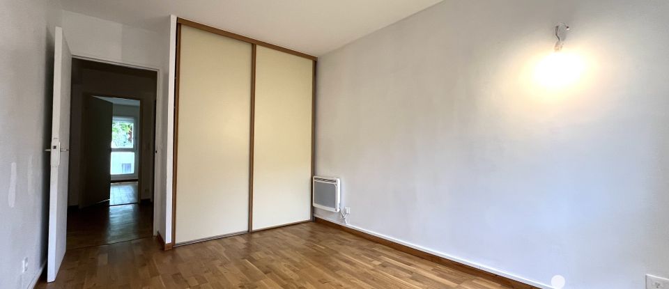 Apartment 4 rooms of 80 m² in Le Kremlin-Bicêtre (94270)
