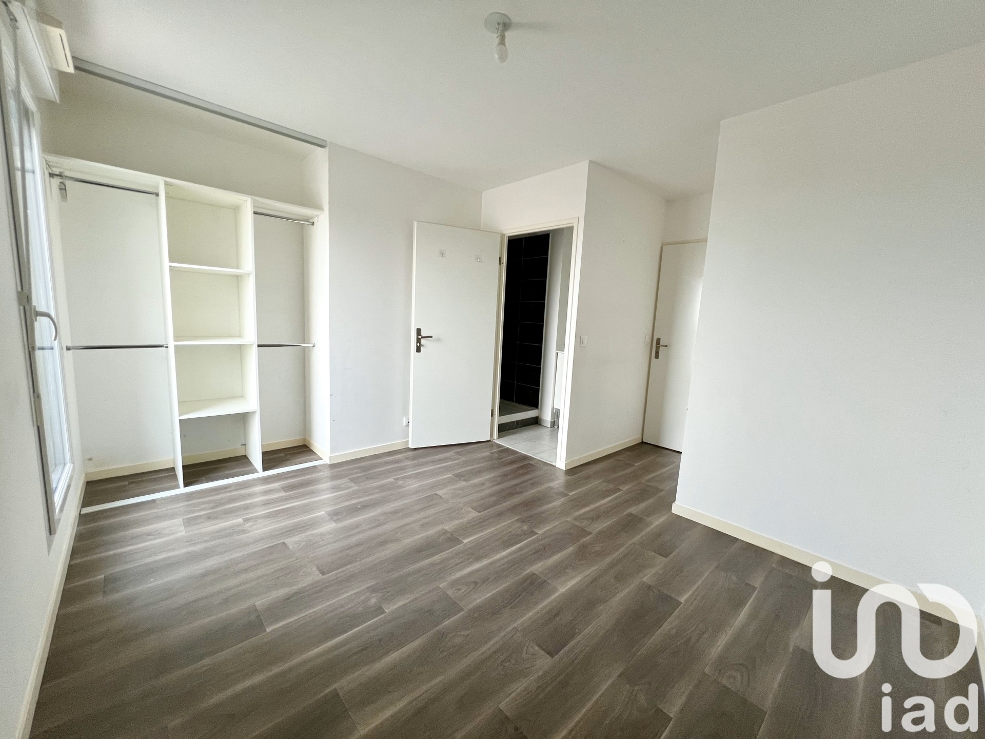 Appartement 4 Jouy-le-Moutier 80 1667180