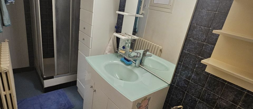 House 7 rooms of 143 m² in Mont-Saint-Père (02400)