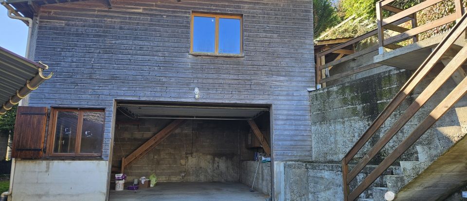 House 7 rooms of 143 m² in Mont-Saint-Père (02400)