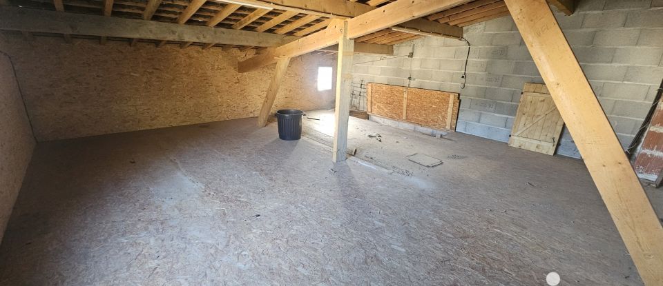 House 7 rooms of 143 m² in Mont-Saint-Père (02400)