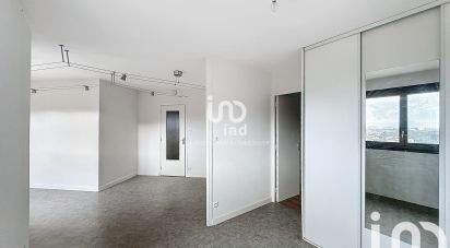 Apartment 2 rooms of 37 m² in Échirolles (38130)