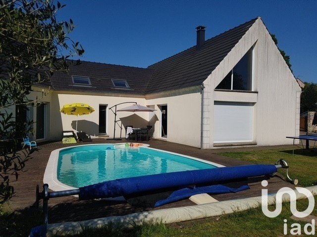 Pavillon 8 pièces de 230 m² à Chaumont-en-Vexin (60240)