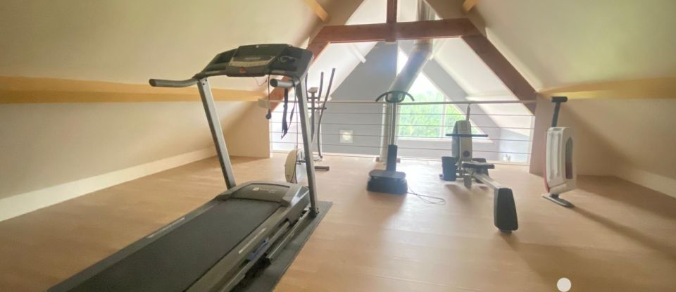 Pavillon 8 pièces de 230 m² à Chaumont-en-Vexin (60240)